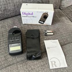 New! Radio Shack Digital Sound Level Meter 33-2055 With Case & Manual (open box)