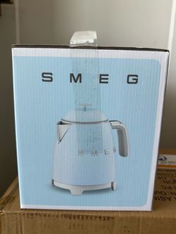 Smeg water kettle NEW