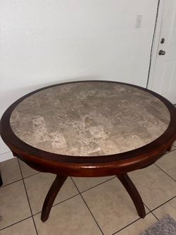 Round Marble Table