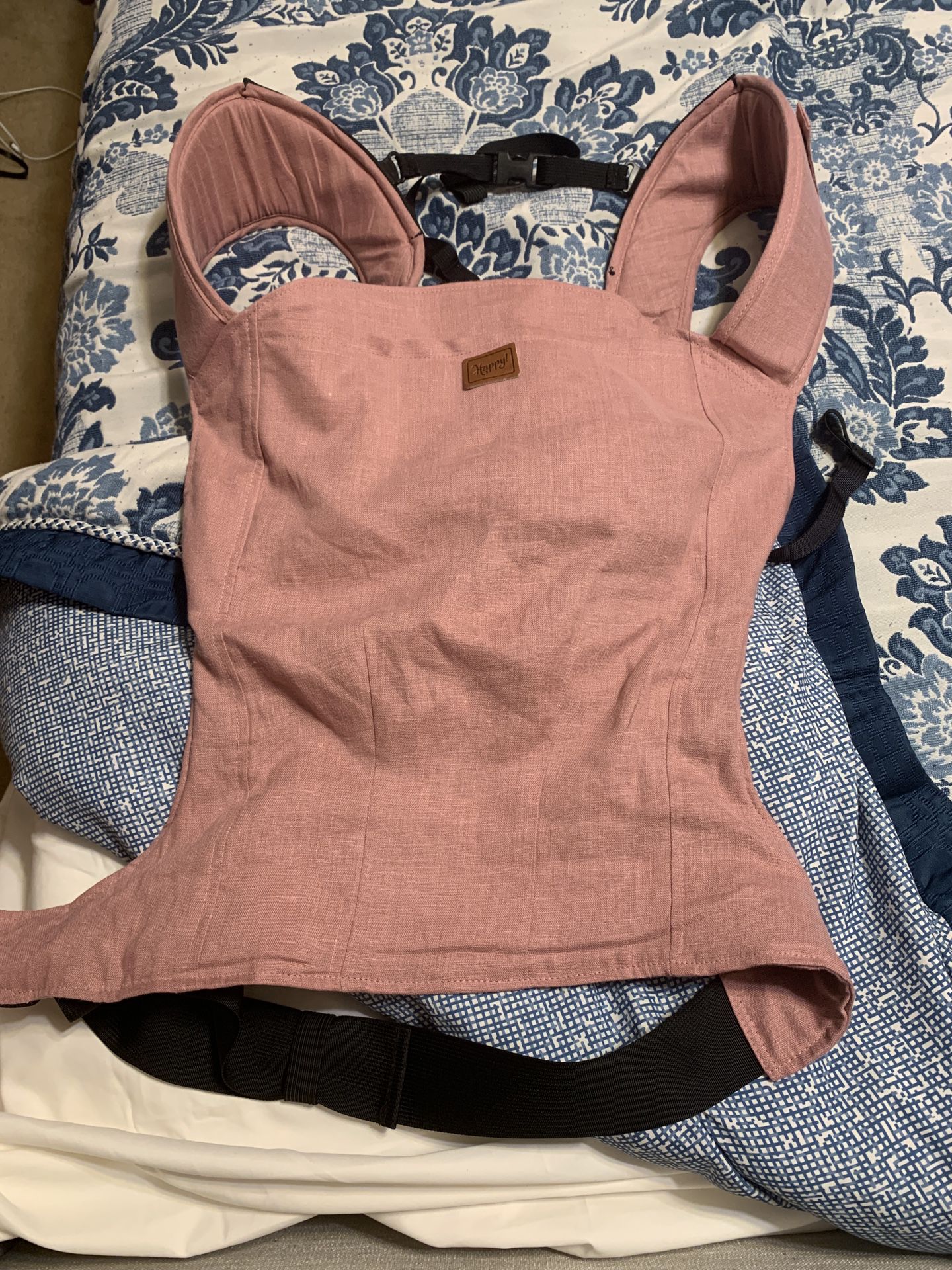 Happy baby carrier, mauve