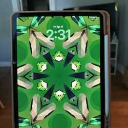 11” iPad Pro (3rd Gen, M1) 256GB + Apple Pencil 2 – Great Condition