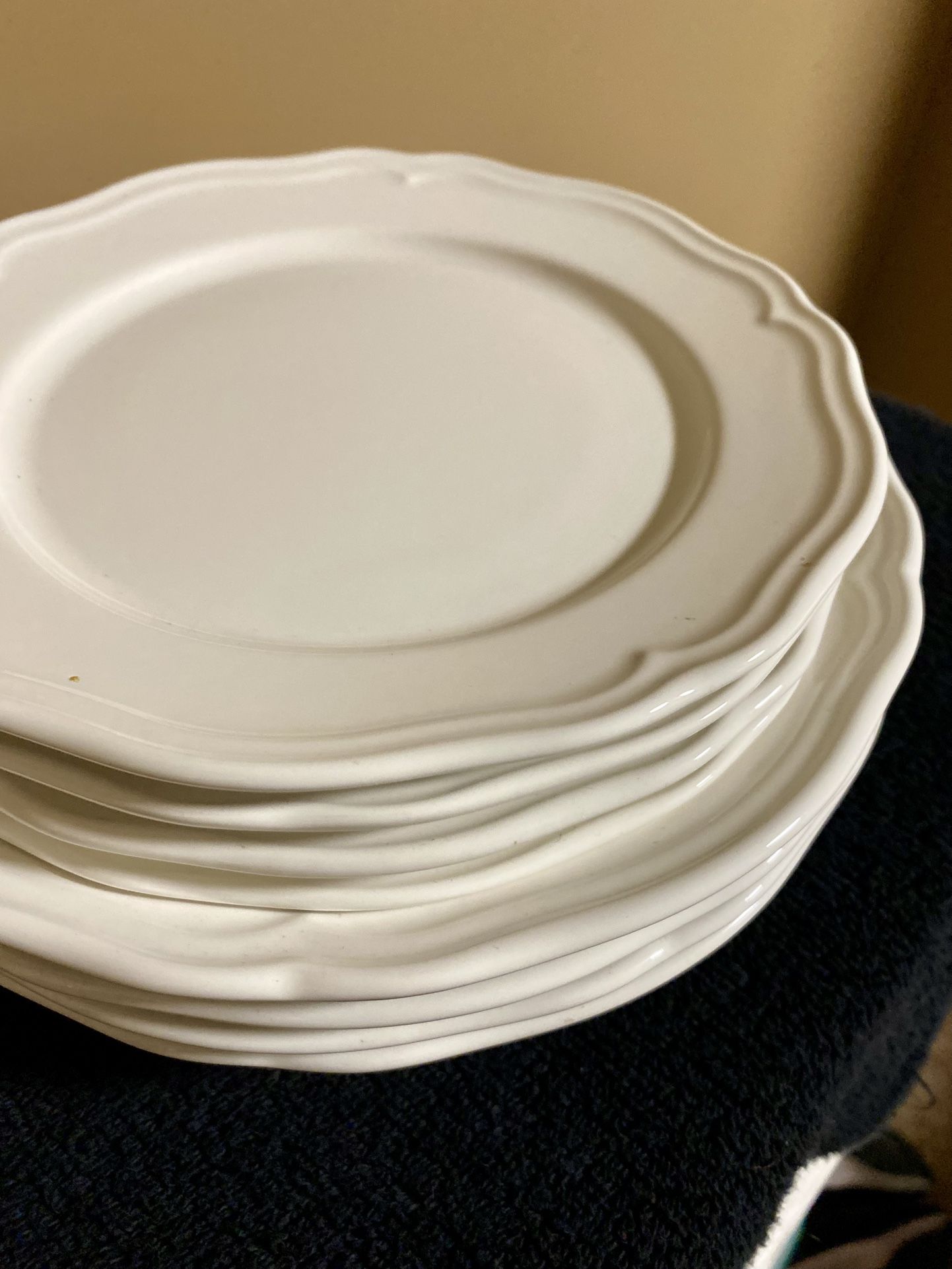 Decorative dishes 