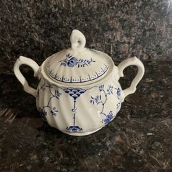 Myott Finlandis Blue Sugar Bowl Staffordshire England