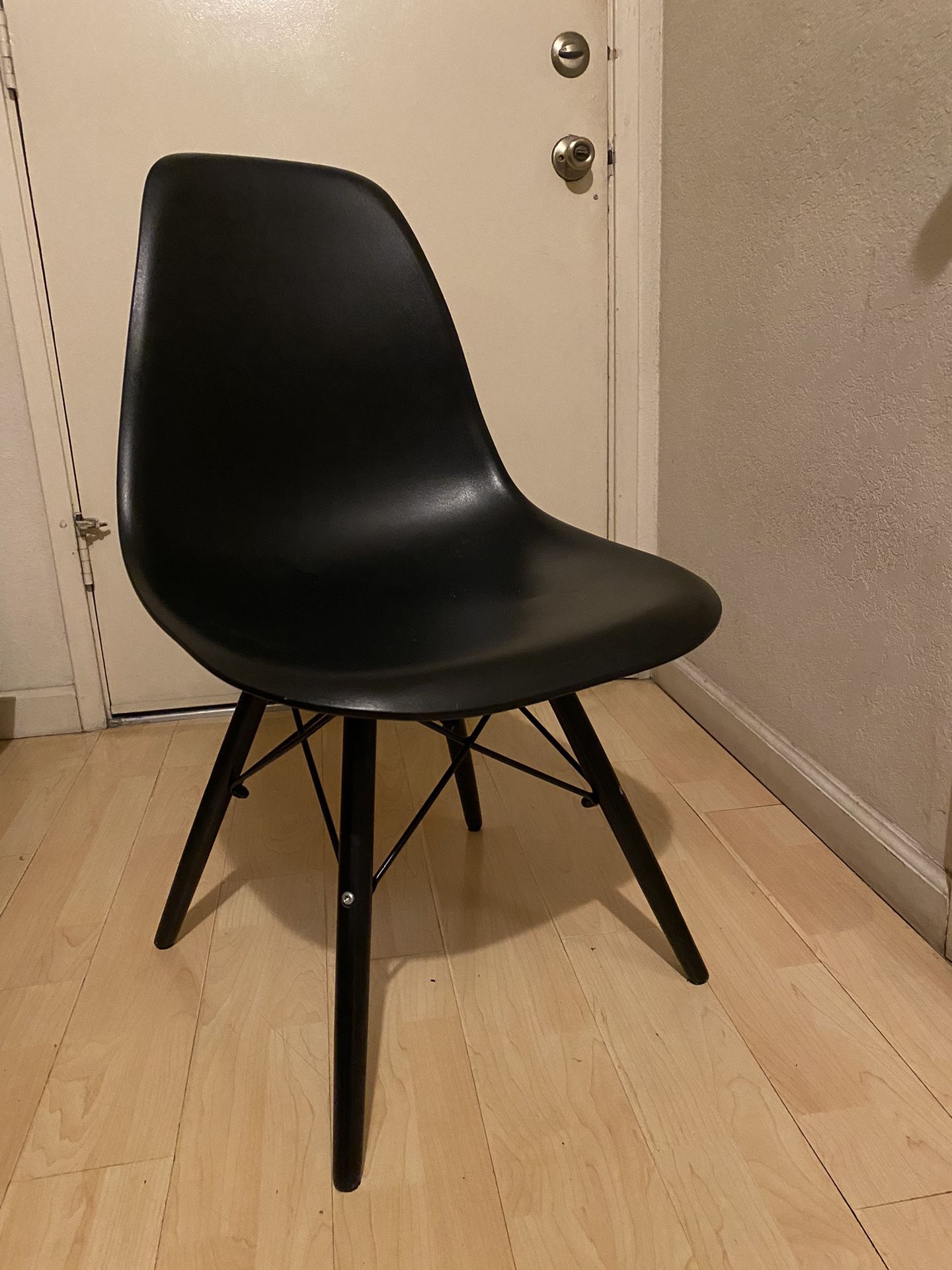 Mid Century Modern Chairs
