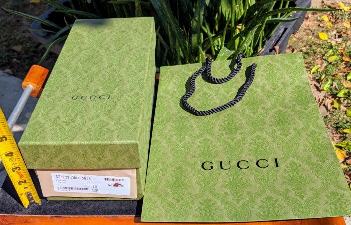 Gucci (empty) Green Embossed Shoe Box (12.5" x 5.5" x 4") + Ppr Shopping Bag, Ribbon & COA