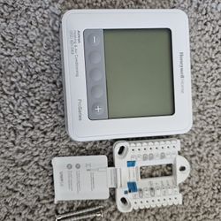 Honey Well Pro Series Thermostat 