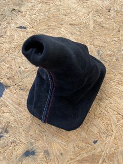 BMW E46 MANUAL SHIFTER BOOT USED