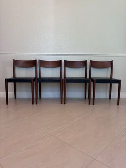 Set of 4 Mid-Century Modern Dining Chairs - Danish Teak