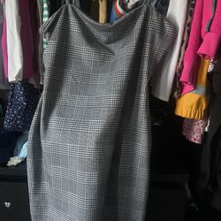 Large Windsor Dress