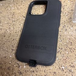 iPhone 15 Pro OtterBox case