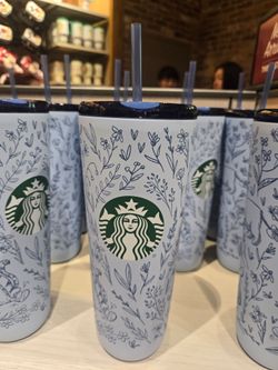 Disney Parks 2026 Disneyland Starbucks Winnie The Pooh Metal Tumbler 24 oz Blue New