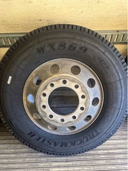 Semi truck tires with rims