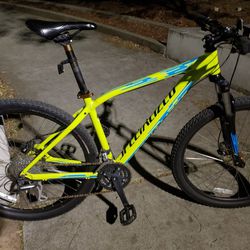Specialized Pitch 27.5 Hydraulic Disc Excellent Condition 
