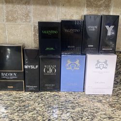 Mens and Women Colognes and Perfumes 