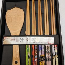 Oriental Wooden Chopsticks And Rice Spatula 