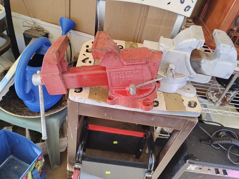 Bench Vices ×2
