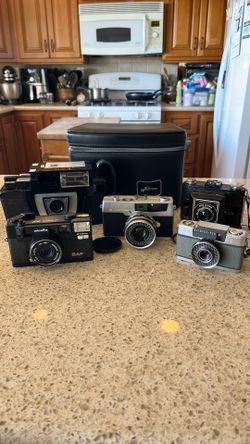 Collection of 12 Vintage and Antique Cameras