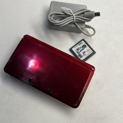 Nintando 3DS With Charger And One Game