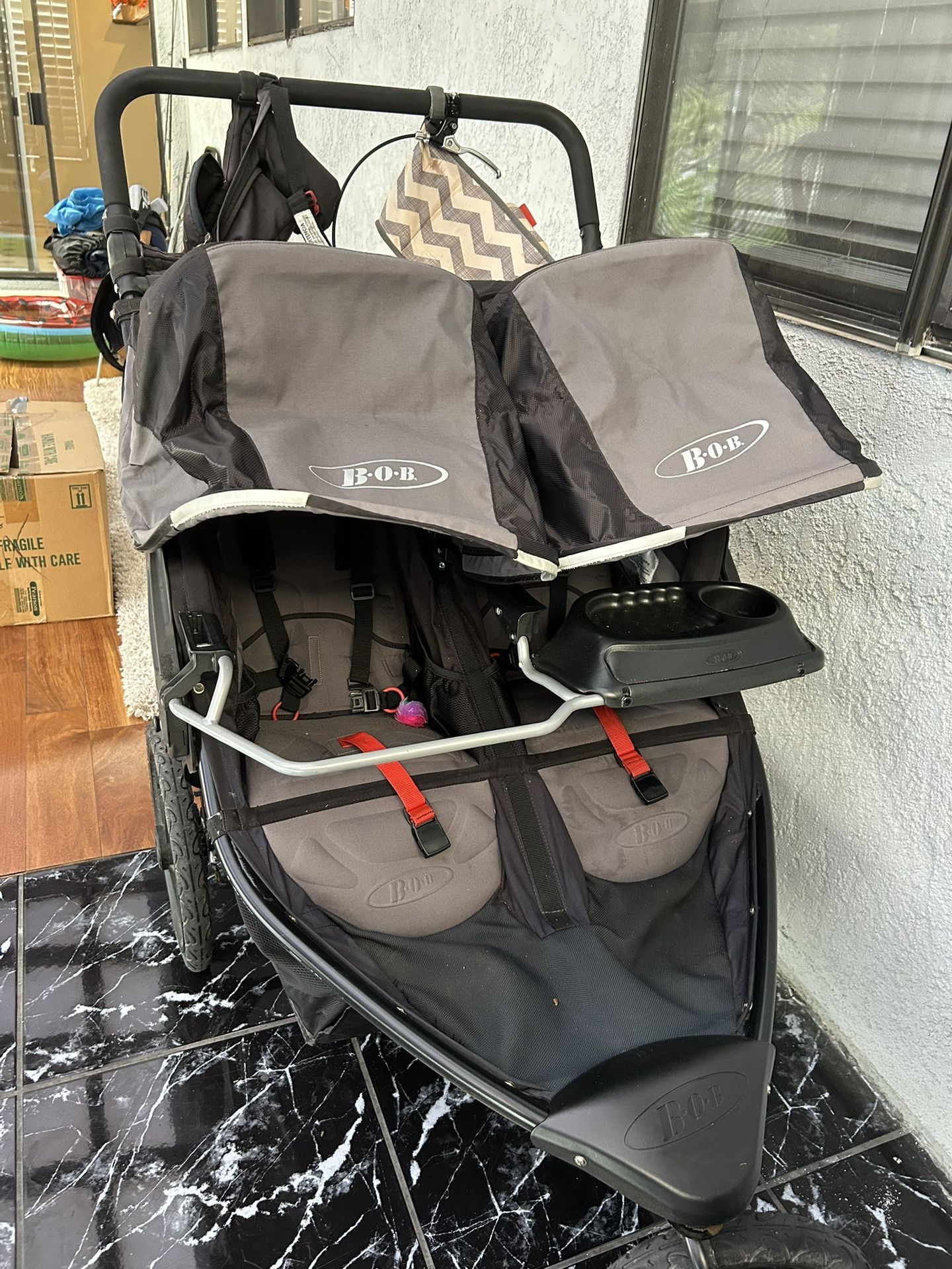 B O B Double jogging stroller