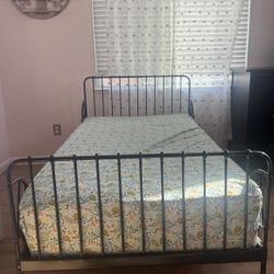 IKEA MINNEN Twin Metal Bed Frame In Black 