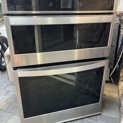 Whirlpool Microwave And Oven