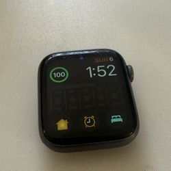 Apple Watch Series 4