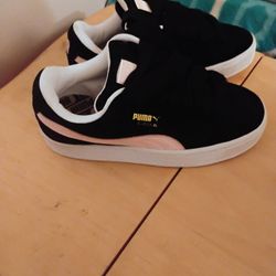 Puma Size 5.5 Womens