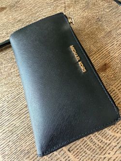 Black Michael Kors wallet