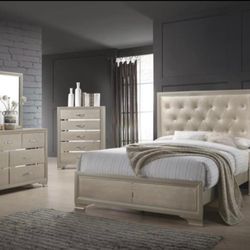 Brand New Queen Bedroom Set 