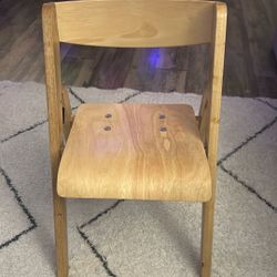 2 Child Sizes Foldable Chairs!