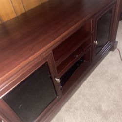 Tv cabinet