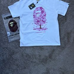 White bape sakura tee size medium