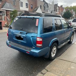 2003 Pathfinder Se Sport Utility 4d