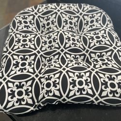 Seat Cushions  Total Of 6 