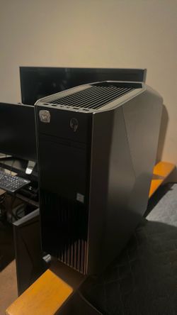Alienware r6 desktop with asus gaming monitor