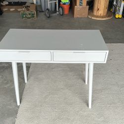 Office Desk (small) 39”x18”x32
