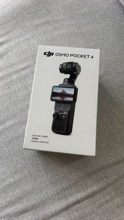 DJI Osmo Pocket 4 Creator Combo