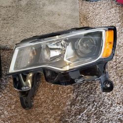Grand Cherokee 2017 Headlights