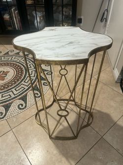 End table