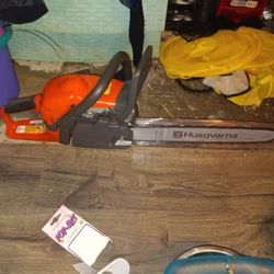 Husqvarna 435  Chain Saw