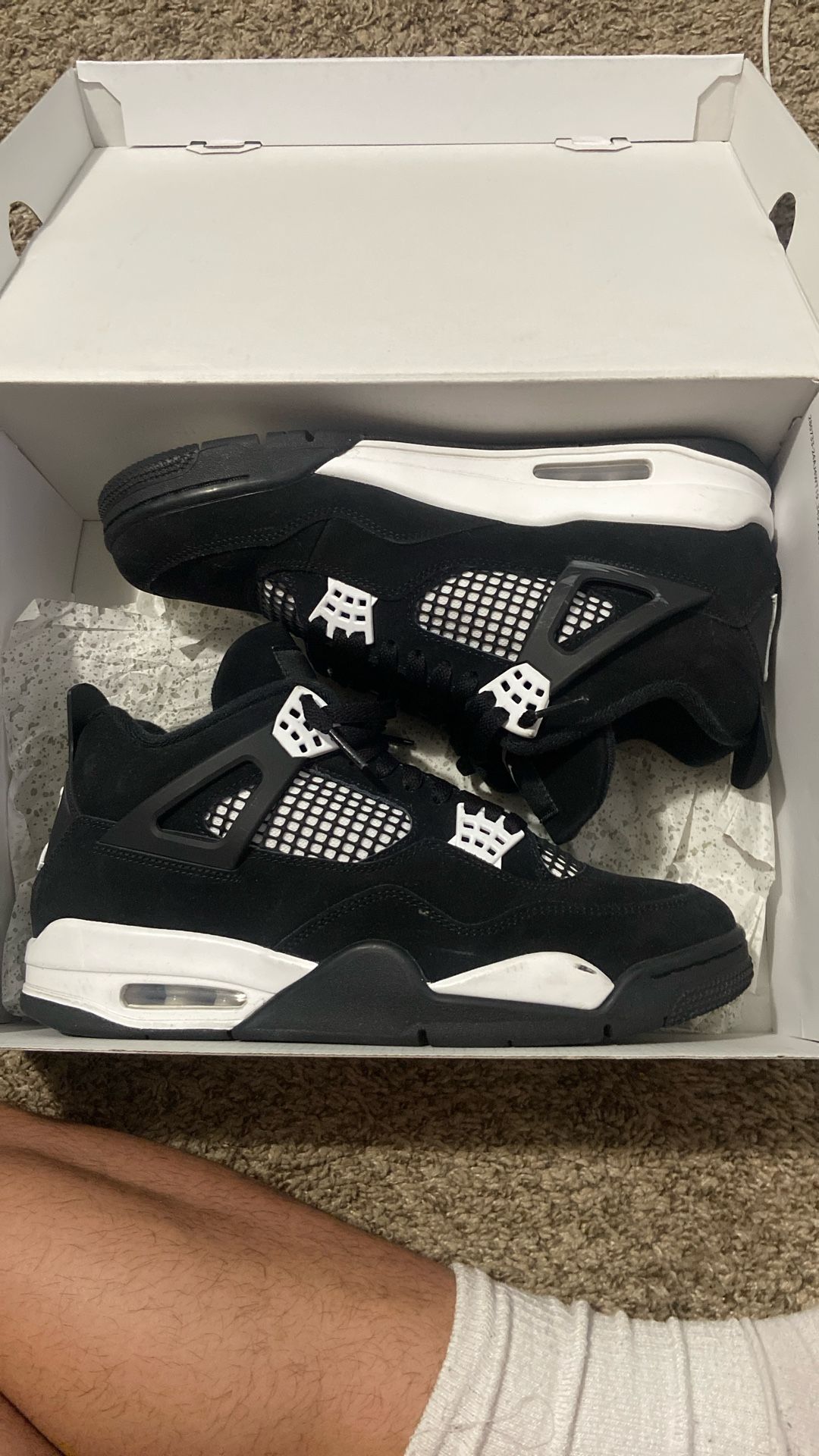 Jordan 4