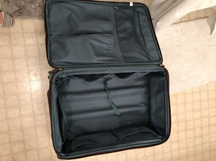 Reba Mcentire Sante Fe luggage set for Sale in El Paso, TX OfferUp