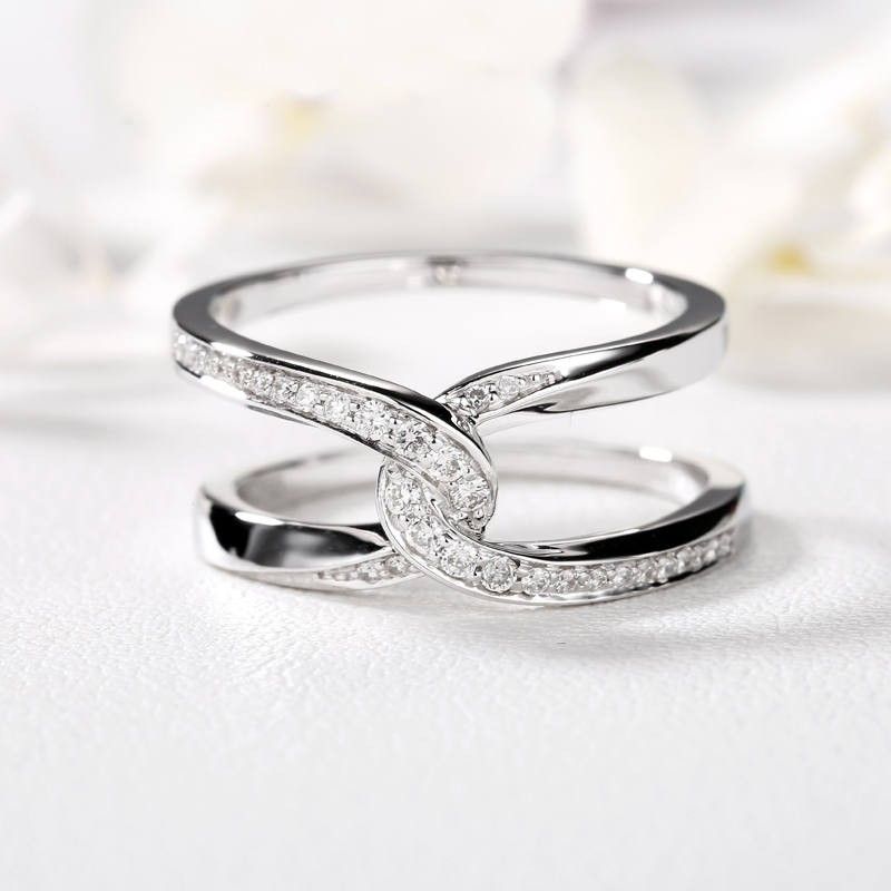 "Newest Fresh Twist Cross Wedding Trendy Dazzling Silver Ring for Women