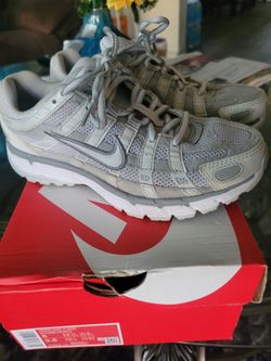 Tennis Nike Size 5