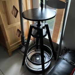 One Bar stool, black24 3/4-29 1/8 