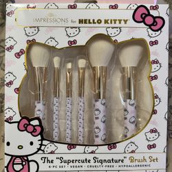 Hello Kitty Makeup Brush Set 