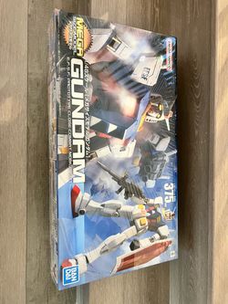 GUNDAM Prototype Close Combat Mobile Suit