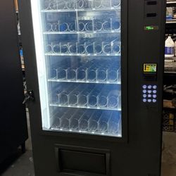 AMS COMBO VENDING MACHINE WITH CARD READER
