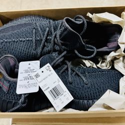 Yeezy Boost 350 V2 Black New!!!