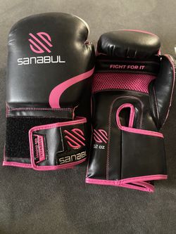 Women’s Boxing Gloves